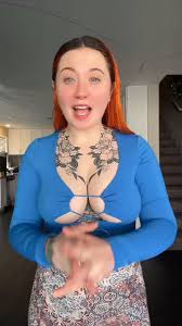 @lainabearrknees video Tweet