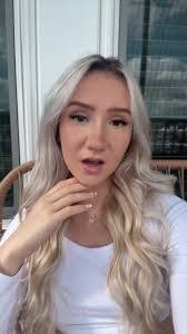 Maddie Blomgren's Instagram, Twitter & Facebook