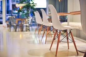 Love These Chairs Some Coffee Shop In South Korea Korean Coffee Shop Cafe Interior Design Cafe Interior