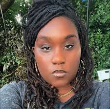 Tostitos Scoops were made for queso! This quick and convenient queso recipe  will be the star of game night