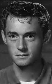 Elsie Hamby's Instagram, Twitter & Facebook