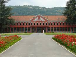 Lycee Professionnel Portes De L Oisan Vizille 1934 Structurae