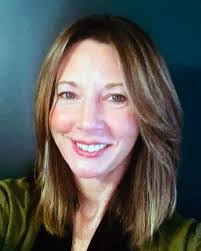 Lauren Landis's Instagram, Twitter & Facebook