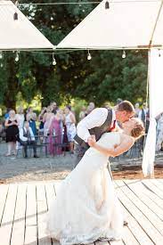 Loch Lolly Tree Farm Oregon Wedding Venue Wedding Venues Oregon Oregon Wedding Wedding Photographers