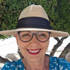 Can anyone please recommend a gardener. Ty