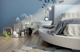 Natural light and efficient lighting are great for decorating small apartments and homes. Modern Small Apartment Bedroom Ideas Design Corral