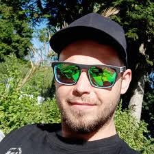 Brenna Riker's Instagram, Twitter & Facebook