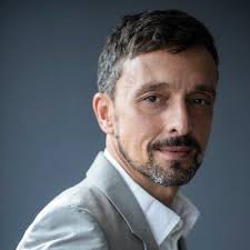 Armando Pita's Instagram, Twitter & Facebook