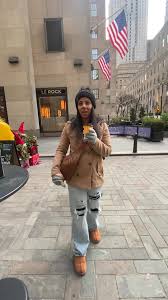 Home Alone NY #homealone #christmas #rockefeller #newyork #fyp  #jesuslovesyou