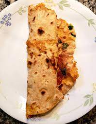 Omelette Chapathi Roll Using Leftover Chapathis Food Snapchat Look And Cook Food