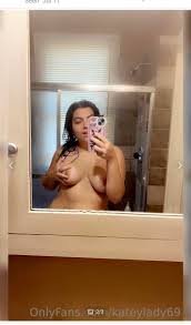Katey Fett (_its_katiee_, kateylady69) - IG & TikTok | Sexy Forums Onlyfans  Leaks