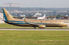 Five years after ascending the throne, johor sultan ibrahim sultan iskandar will be officially here are 10 things to know about the sultan of johor. Sultan Of Johor Boeing 737 800 Planespotters Net
