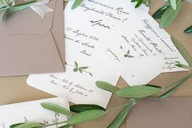 Qui puoi trovare tantissimi segnaposto originali per lasciare tutti i tuoi invitati a bocca aperta. Partecipazione Ulivo Con Busta In Cartoncino Ad Incastro