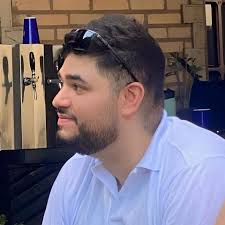 A PEDIDO DE LAS MAMIS y PAPIS PARA SUS NIÑOS!😍 los calzados de la marca  UMBRO con descuentos imperdibles! Tenemos delivery a todo el país.  Consultas al WhatsApp 0994 457125.