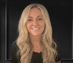 Mandi Walters's Instagram, Twitter & Facebook