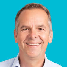 Barbara Voll's Instagram, Twitter & Facebook