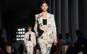 Dressing rules everyone should learn once and for all. Spring Summer 2021 Womenswear Print Trends