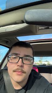 Where to find goth baddies to play with?