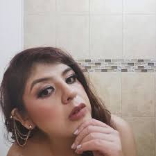 Sentirme empoderada es desde el interior es verse sin temor de imperfección  Make up & hairstyle @uriberosales