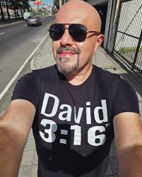 David Valladares (@davisd2k) • Instagram photos and videos