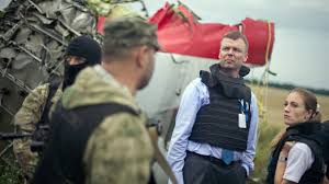 Absturz über der ukraine : Absturz Von Mh17 Schwierige Spurensuche Im Trummerfel Politik Sz De