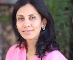 Maria Bannister's Instagram, Twitter & Facebook