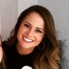 Veronica Thayer's Instagram, Twitter & Facebook