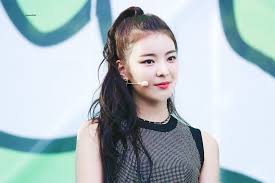 Summerlike On Twitter In 2020 Itzy Girl Group Kpop Girl Groups