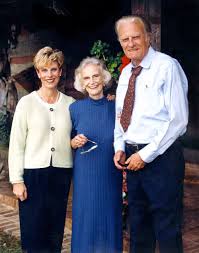 Official account of the billy graham evangelistic association founded by @billygraham. Pin On Billy Graham Library