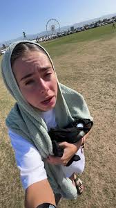 Eli Coachella Outfit Day 1