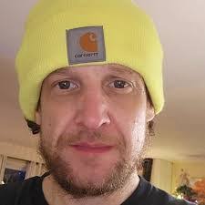 Laura Halbert's Instagram, Twitter & Facebook