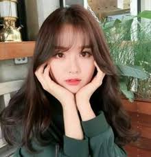 Many women are fascinated with the appearance of many of today's more popular korean pop and television stars. 10 Korean Hairstyle Medium Bangs Ideas Korean Hairstyle Hairstyle Hair Styles