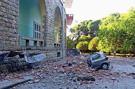 Aktuelle nachrichten, videos und bildergalerien zu erdbeben im überblick: Erdbeben Erschuttern Den Balkan Mehr Als 100 Verletzte In Albanien Panorama Stuttgarter Nachrichten