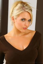 Kayleigh Pearson's Instagram, Twitter & Facebook