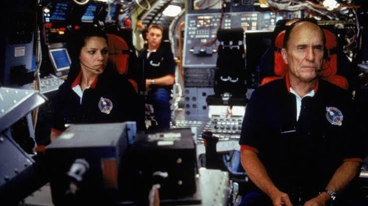 Deep Impact Review | Movie - Empire