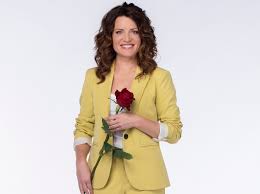 Da sascha immer noch an andreas hängt, will tatjana ihm von ihrer neuen beziehung erstmal lieber nichts erzählen. Rote Rosen Star Judith Sehrbrock Fruher Haben Mich Fehler Sehr Lange Beschaftigt Liebenswert Magazin