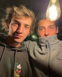 Tremendo fds y felicidades al tonton @camiloherrerapozo 🏆🥇