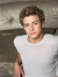50 Literally Perfect Photos Of Justin Timberlake Justin Timberlake Hairstyle Curly Hair Styles Curly Hair Men