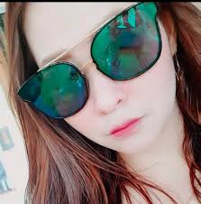 Hello! Does anyone know how to fix this?! I need to use Marketplace for my  job, this is absolutely ridiculous 😭