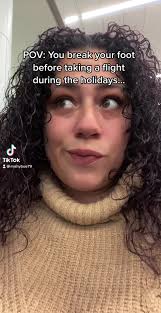 They see me rollin’, they hatin… 👀👀👀👋🏻👋🏻👋🏻 #airport #travel  #holidays #lga #brokenfoot #HolidayOREOke