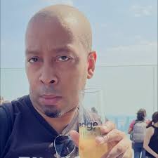 Ich bin sicher, dass es niemanden interessiert, aber ich bin seit 378 Tagen  nüchtern ❤️ 🩹 💔