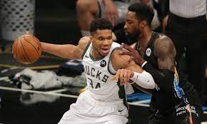 Στο game 1 χάθηκε το πλεονέκτημα έδρας. Mpaks E3airetiko Neo Gia Ton Antetokoynmpo Enopsei Game 7 Sportime Gr