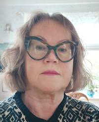 KK (kvinner&kultur): SKAL DET VÆRE EN SPASERDRAKT?