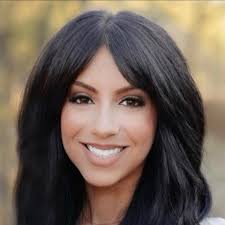 Hannah Sierra (@mrshannahsierra)