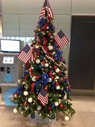 C310e8de0556424c4965964101a9a6bc Jpg 720 960 Pixels Patriotic Christmas Tree Patriotic Christmas Decorations Christmas Tree Themes