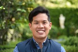 Alum Explores Literary History with Book