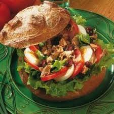 Un Tour Du Monde Des Sandwichs Cuisine De Rue Et Autres En Cas Guide Resto Paris Trouvez Les Meilleures Tables Denichez De Nouvelles Adresses