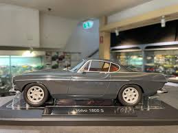 Image result for Vogue Blue 1980 Land Rover