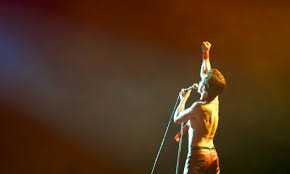 In the final trailer for bohemian rhapsody, we see freddie mercury get ready in front of a mirror while thinking about criticism he's received from people. Bohemian Rhapsody Soars At The Box Office While Disney S Nutcracker Stumbles Vanity Fair