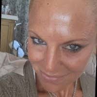 Kendra Hooks's Instagram, Twitter & Facebook